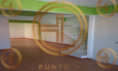 CASA A LA VENTA EN FRACCIONAMIENTO DE TROJES, TEMOAYA, EDO. MEX., A 15 MIUTOS DEL AEROPUERTO INTERNACIONAL DE TOLUCA.