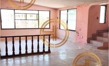 Casa en venta Calle Puebla, Lázaro Cárdenas, Nanchital, Veracruz muy cerca de Super Chedraui
