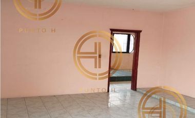 Casa en venta Calle Puebla, Lázaro Cárdenas, Nanchital, Veracruz muy cerca de Super Chedraui