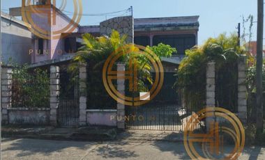 Casa en venta Calle Puebla, Lázaro Cárdenas, Nanchital, Veracruz muy cerca de Super Chedraui