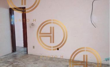 Casa en venta Calle Puebla, Lázaro Cárdenas, Nanchital, Veracruz muy cerca de Super Chedraui