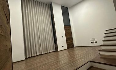 Casa en renta en Santiago Momoxpan cerca de universidades, 3 recamaras