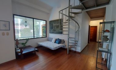 Alquiler departamento tipo loft en Los Ceibos cerca del parque