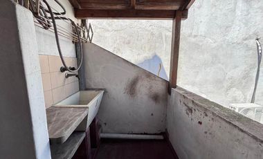 Casa PH en venta en Remedios de Escalada Este