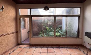 Casa PH en venta en Remedios de Escalada Este