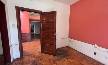 Casa PH en venta en Remedios de Escalada Este