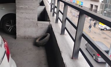 ENTRE CALLE MONJITAS Y MERCED