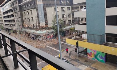 ENTRE CALLE MONJITAS Y MERCED