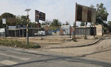 CERCANO A MALL PLAZA SUR