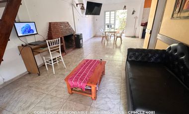 Venta de Casa con cochera + Departamento en Mar del Tuyu Acepto Permuta