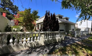 Venta de Casa con cochera + Departamento en Mar del Tuyu Acepto Permuta