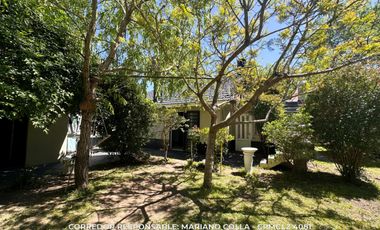 Venta de Casa con cochera + Departamento en Mar del Tuyu Acepto Permuta