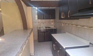 Casa sola en renta en Venta de Carpio, Ecatepec de Morelos, México