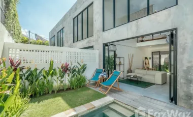 Modern Loft-Style Villa in Umalas