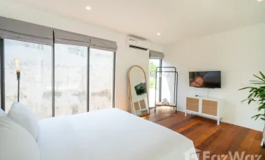 Modern Loft-Style Villa in Umalas