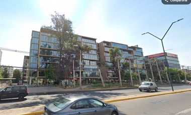 Oficina en Arriendo en Av. La Dehesa // Av. Raul Labbe // Robles