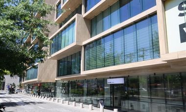 Oficina en Arriendo en Av. La Dehesa // Av. Raul Labbe // Robles