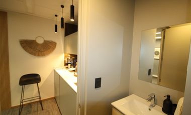 Oficina en Arriendo en Av. La Dehesa // Av. Raul Labbe // Robles