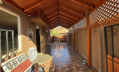 Casa en Venta en Valle Lo Campino