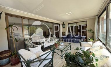 Departamento en Arriendo en Colegio del Verbo Divino, El Golf, Las Condes.