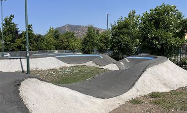 Casa en Arriendo en Av. Alcalde Delano, Av Los Trapenses