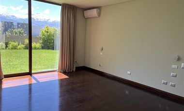 Casa en Arriendo en Av. Alcalde Delano, Av Los Trapenses
