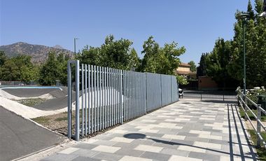 Casa en Arriendo en Av. Alcalde Delano, Av Los Trapenses