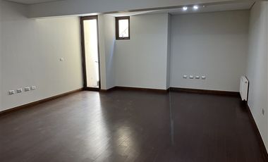 Casa en Arriendo en Av. Alcalde Delano, Av Los Trapenses