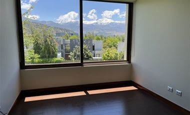 Casa en Arriendo en Av. Alcalde Delano, Av Los Trapenses