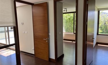 Casa en Arriendo en Av. Alcalde Delano, Av Los Trapenses