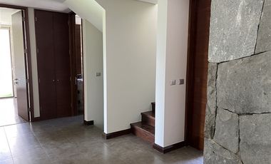 Casa en Arriendo en Av. Alcalde Delano, Av Los Trapenses