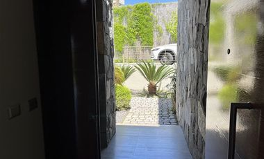 Casa en Arriendo en Av. Alcalde Delano, Av Los Trapenses