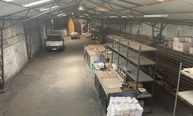 Local Comercial en Arriendo en Santa Isabel-Metro Parque Almagro
