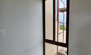 TOWNHOUSE EN VENTA CON PISCINA EN COSTA ARENA | SAN BENITO |