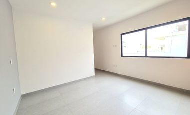 Casa en Venta En Lomas Diamante / 4 recámaras