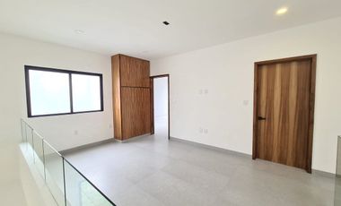 Casa en Venta En Lomas Diamante / 4 recámaras