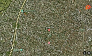 Terreno de 734m2 en CASTELAR NORTE (sobre Larralde en su parte angosta)