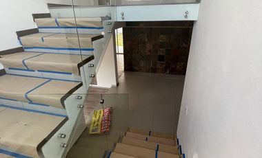 CASA EN VENTA EN PRADO LARGO, ATIZAPAN