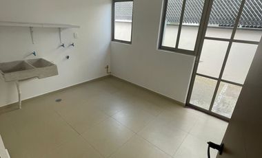 CASA EN VENTA EN PRADO LARGO, ATIZAPAN