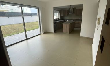 CASA EN VENTA EN PRADO LARGO, ATIZAPAN