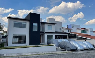 CASA EN VENTA EN PRADO LARGO, ATIZAPAN