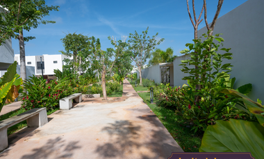 Zensia Casa en condominio en venta en Jardines de Conkal