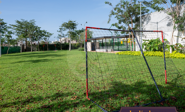 Zensia Casa en condominio en venta en Jardines de Conkal