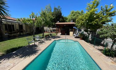 CASA EN VENTA CONDOMINIO CHICUREO PIEDRA ROJA