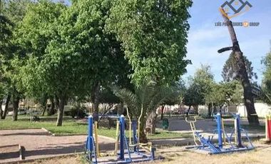 Casa en arriendo c/ estacionamiento en Nos