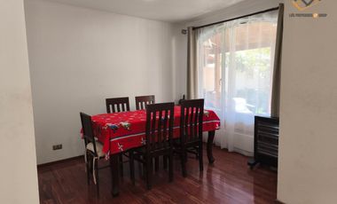 Casa en arriendo c/ estacionamiento en Nos