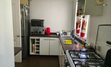 Casa en arriendo c/ estacionamiento en Nos