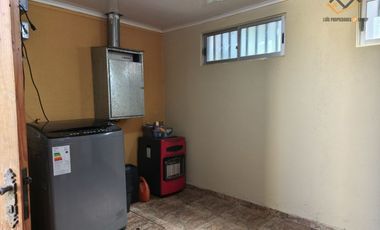 Casa en arriendo c/ estacionamiento en Nos