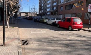 Departamento en venta c/ estacionamiento en Matta