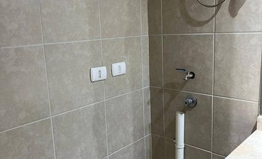 Departamento en arriendo c/ estacionamiento en Barrio Diez de Julio